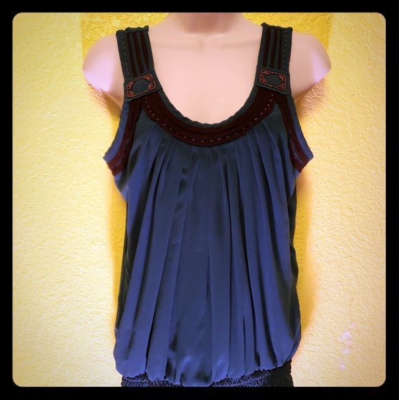 Summer blouse - Picture 1 of 4